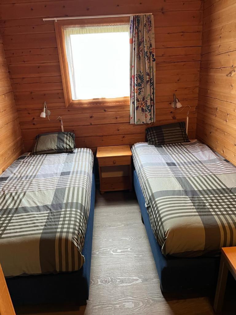 2 Bedroom Fins Chalet Gramsbergen Bagian luar foto